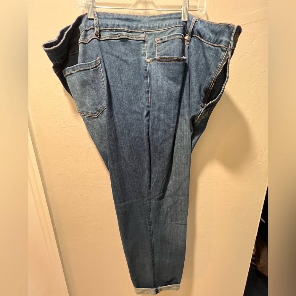 30W NWT Rolled Cuff Jeans, Girlfriend Premium Stretch